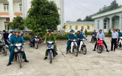 UBND xã Hải Yến ra quân giải tỏa hành lang an toàn giao thông